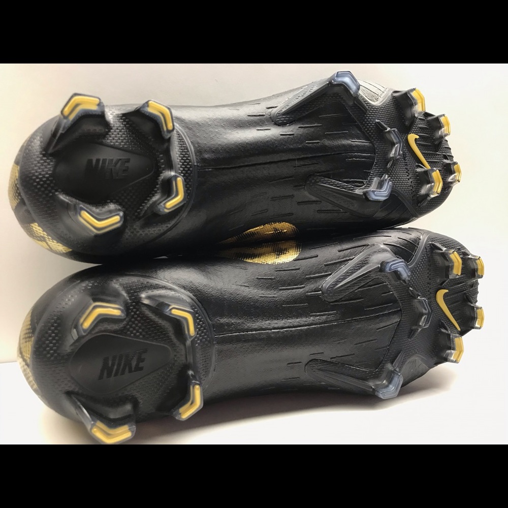 SOLD NEW NIKE MERCURIAL VAPOR 12 ELITE BLACK/GOLD - Picture 2 of 8